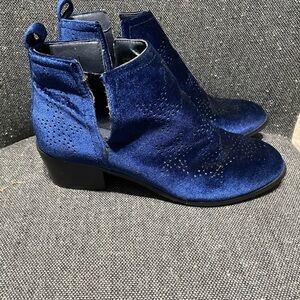 Yoki Royal Blue Velvet Cutout Ankle Booties